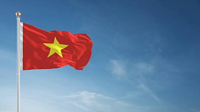 Khởi tố đối tượng xúc phạm quốc kỳ tại Tiền Giang