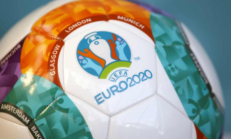 Hoãn tổ chức EURO sang hè 2021