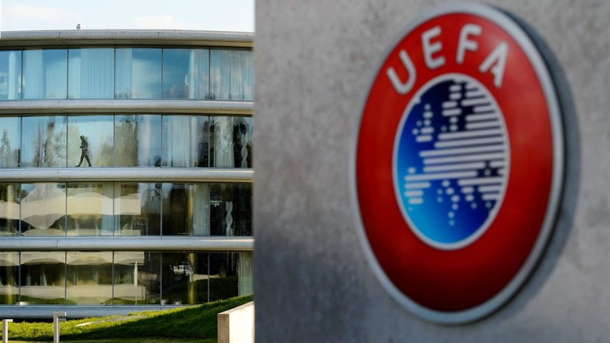 UEFA nhóm họp thảo luận phương án kết thúc mùa bóng