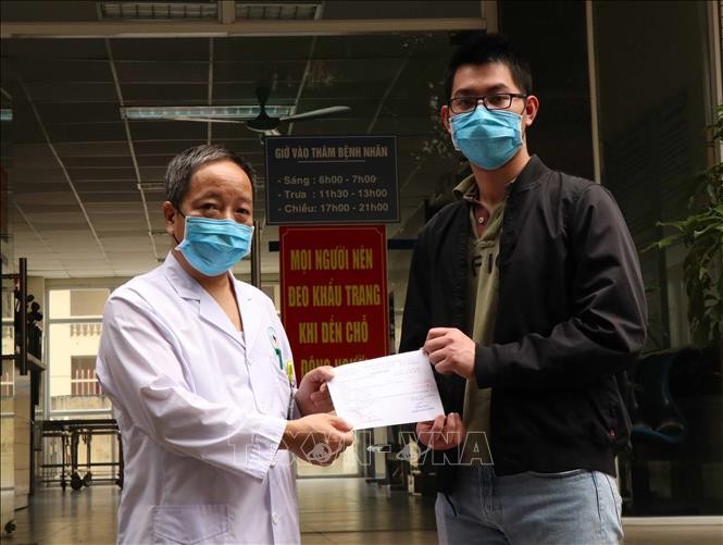 Bệnh nhân mắc COVID-19 được chữa khỏi tại Bắc Ninh