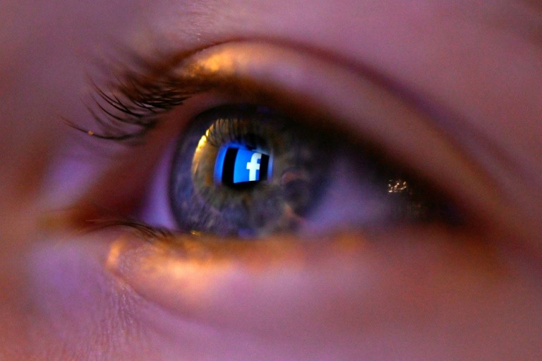 Facebook bồi thường 52 triệu USD cho các kiểm duyệt viên