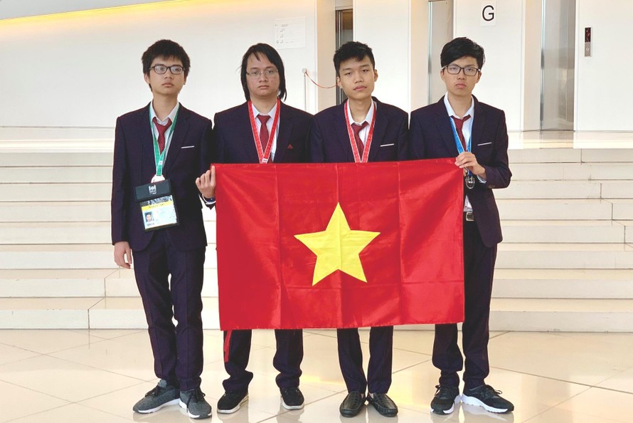 Đội tuyển quốc gia Việt Nam dự thi Olympic Tin học năm 2019. Ảnh: VietNamNet