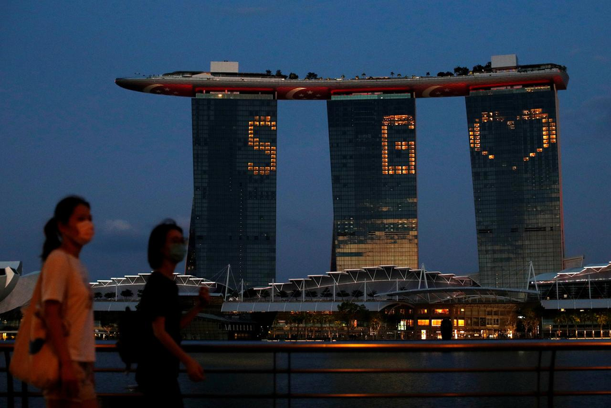 Singapore tiếp tục cắt giảm triển vọng GDP năm 2020