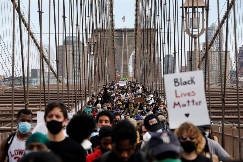 Doanh nghiệp Mỹ ủng hộ phong trào 'Black Lives Matter'