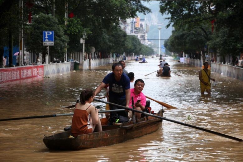 Trung Quốc nâng mức cảnh báo lũ lụt