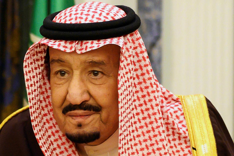 Nhà vua Arab Saudi nhập viện