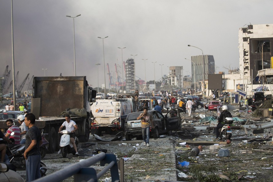 Người dân Beirut tuyệt vọng trước khung cảnh đổ nát
