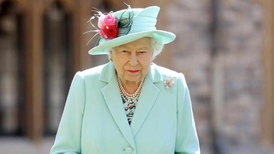 Barbados loại bỏ Nữ hoàng Elizabeth II làm nguyên thủ quốc gia
