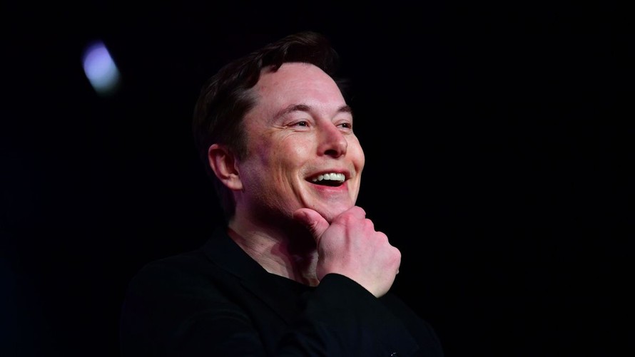 Elon Musk sắp sửa 'bỏ túi' hàng tỷ USD nhờ Tesla