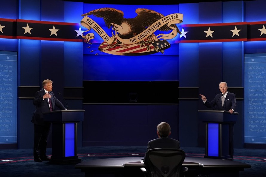 Tranh luận bầu cử Tổng thống Mỹ: Gay gắt ngay từ những phút đầu