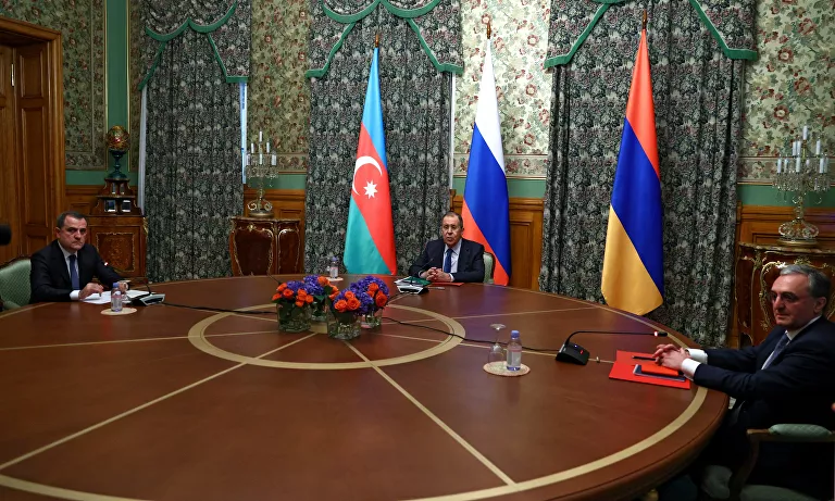 Armenia và Azerbaijan đạt thỏa thuận ngừng bắn