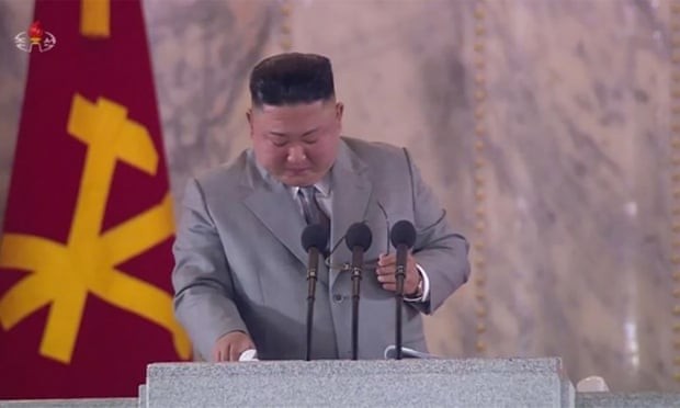 Chủ tịch Triều Tiên khóc khi xin lỗi người dân