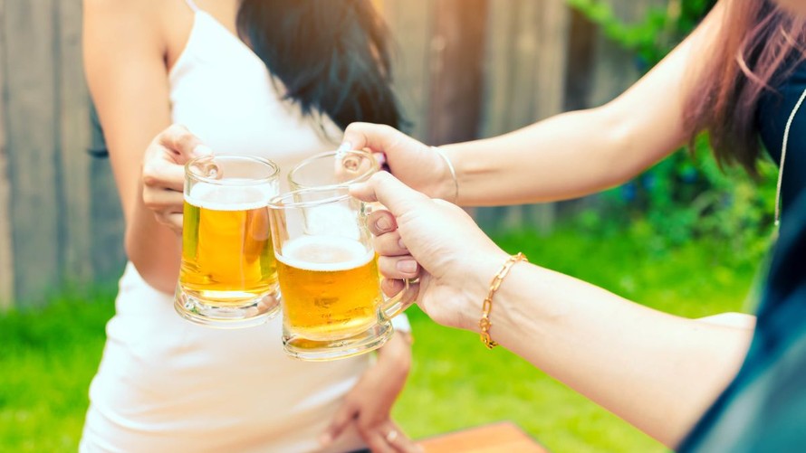 Thanh niên Mỹ ngày càng ít lạm dụng rượu, bia