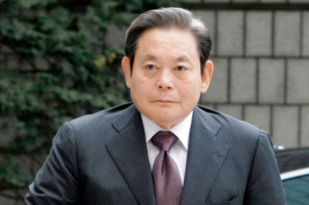Chủ tịch Samsung qua đời