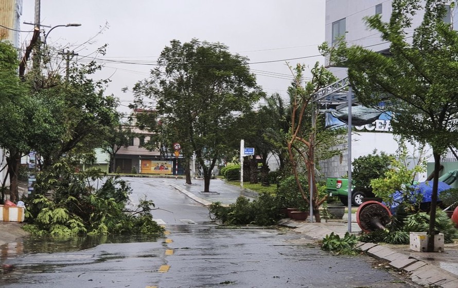 Đà Nẵng tiếp tục cho học sinh nghỉ học do ảnh hưởng của bão số 9