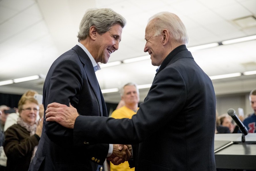 Cựu Ngoại trưởng John Kerry được ông Joe Biden chọn làm đặc phái viên về vấn đề khí hậu. Ảnh: AP