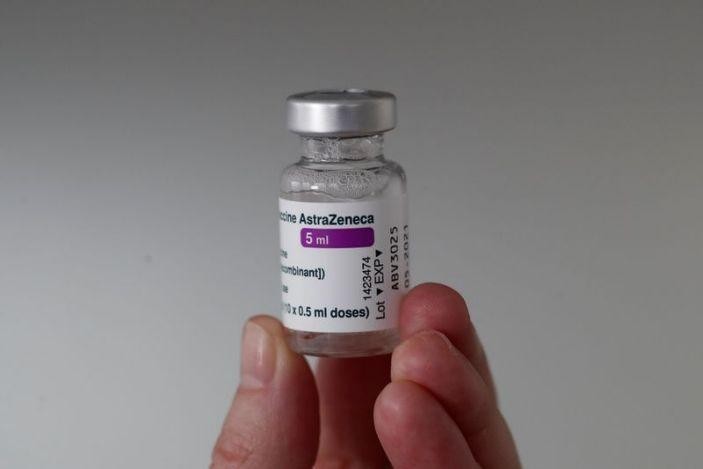 Vaccine AstraZeneca: Không hoàn hảo nhưng cứu được nhiều mạng người