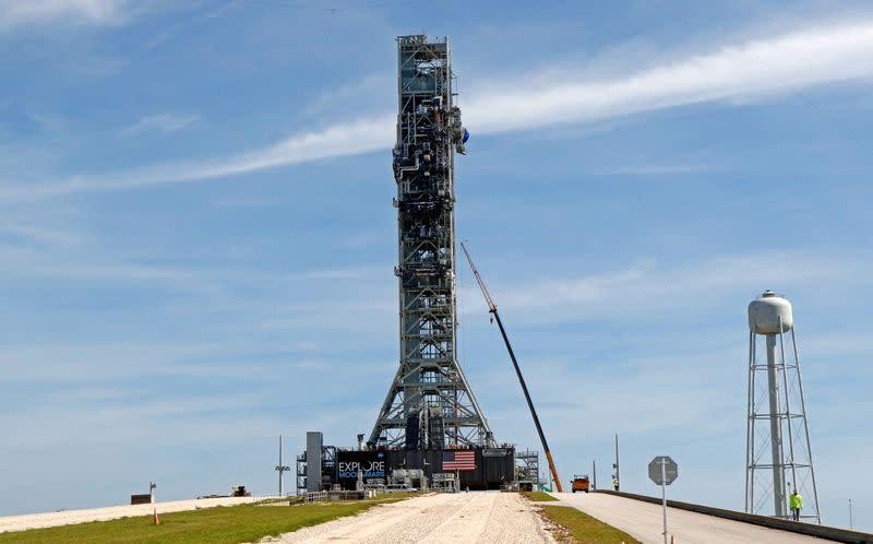 NASA hoàn thành thử nghiệm tên lửa đưa con người lên Mặt trăng