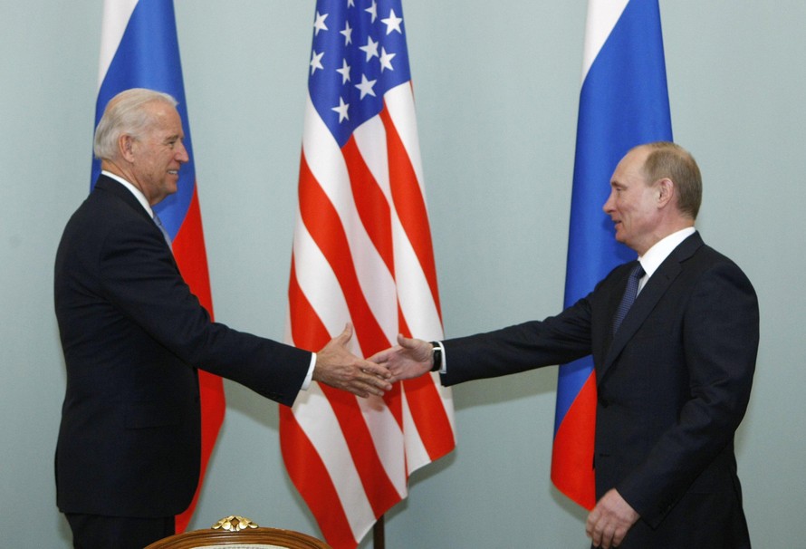 Ông Biden đề xuất hội nghị thượng đỉnh Mỹ-Nga