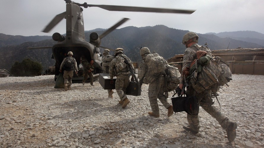 Mỹ rút quân khỏi Afghanistan: Nước đi thận trọng hay khinh suất?