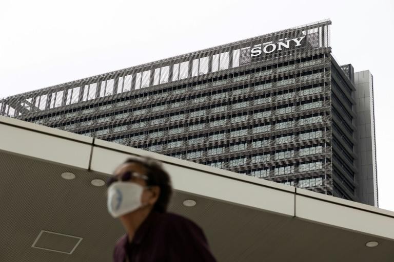 Sony 'sống ổn' trong đại dịch nhờ máy chơi game PlayStation 