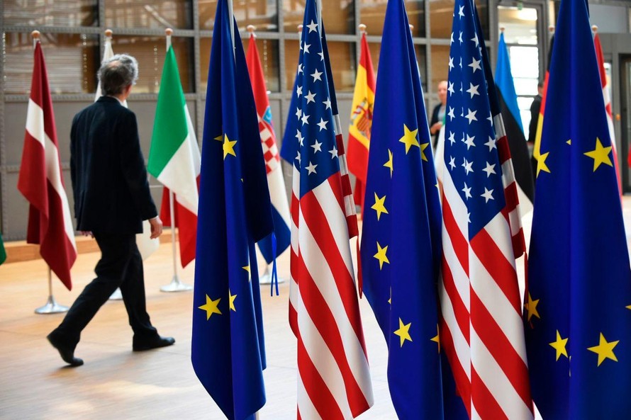 Mỹ-EU tuyên bố phối hợp chấm dứt đại dịch COVID-19