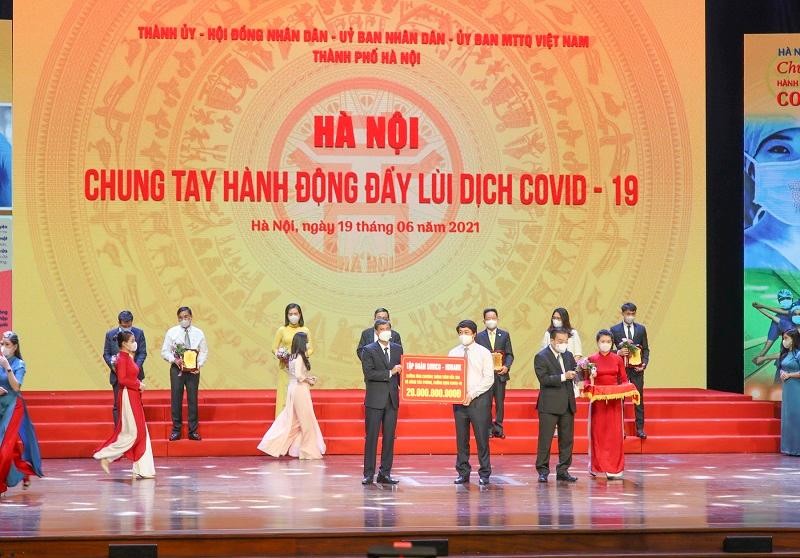 HDBank trao tặng 20 tỷ đồng hỗ trợ Hà Nội phòng, chống dịch Covid-19