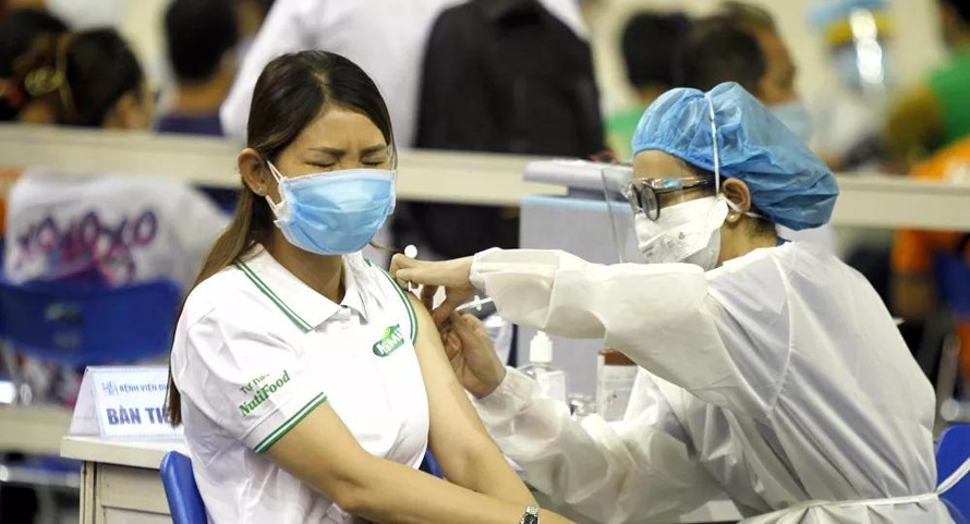 Hơn 700.000 người dân TP HCM được tiêm vaccine ngừa COVID-19