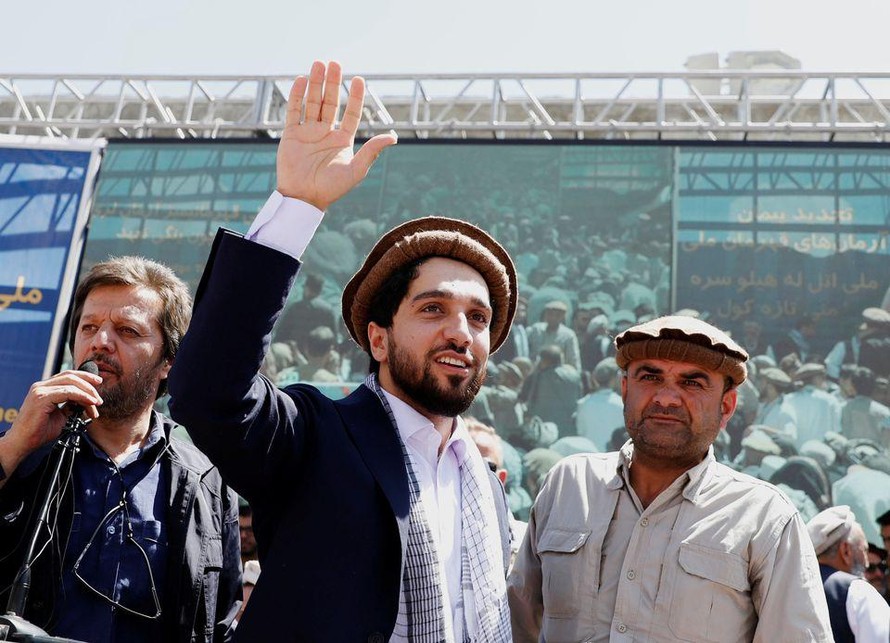  Ahmad Massoud - thủ lĩnh tàn quân miền Bắc Afghanistan. Ảnh: Reuters