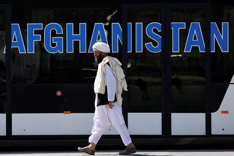 Taliban thông qua hiến pháp quân chủ
