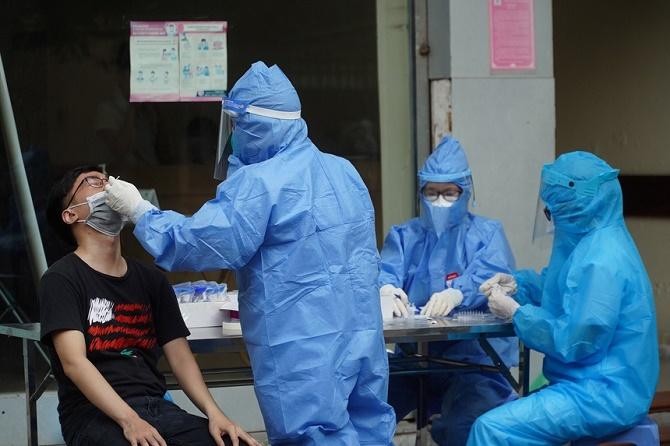 Khẩn trương 'làm sạch' Bệnh viện Hữu nghị Việt Đức 