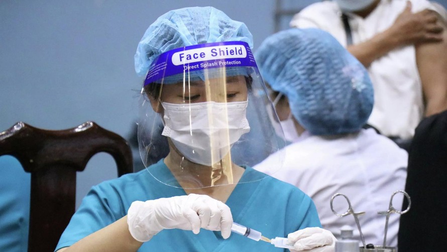 Việt Nam tiếp nhận công nghệ sản xuất vaccine mRNA