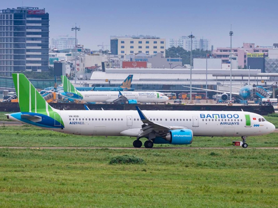 Bamboo Airways tiếp tục giữ 'ngôi vương' bay đúng giờ tháng 12/2021 