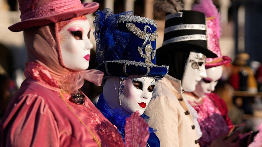Sức hấp dẫn của lễ hội hóa trang Carnival thành Venice