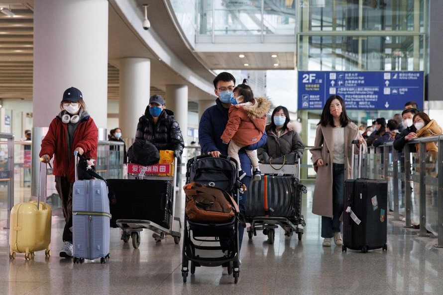 Trung Quốc tạm dừng cấp thị thực với người Nhật Bản, Hàn Quốc 