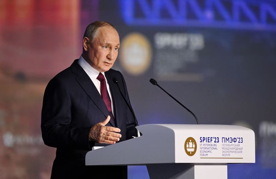 Ông Putin: Nga đặt bom hạt nhân ở Belarus để cảnh báo phương Tây