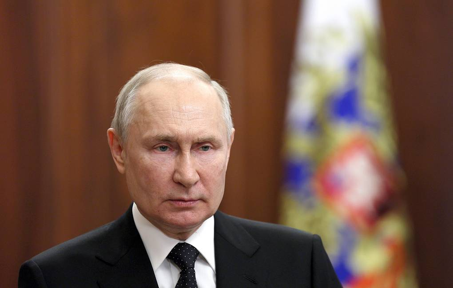 Ông Putin quyết dập tắt nguy cơ nội chiến