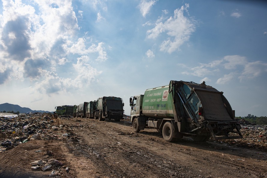 Khắc phục hạn chế trong thu gom, xử lý rác tại Hà Nội