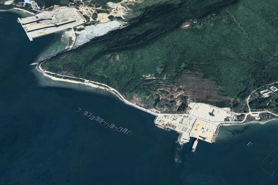 Hình ảnh vệ tinh của căn cứ Ngọc Lâm tại Tam Á cho thấy các dự án xây dựng và mở rộng đã bắt đầu trong năm qua. Nguồn: Google Earth