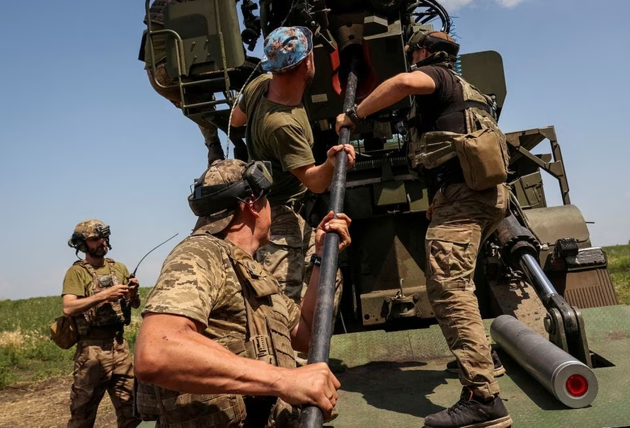 Quân đội Ukraine áp sát Bakhmut