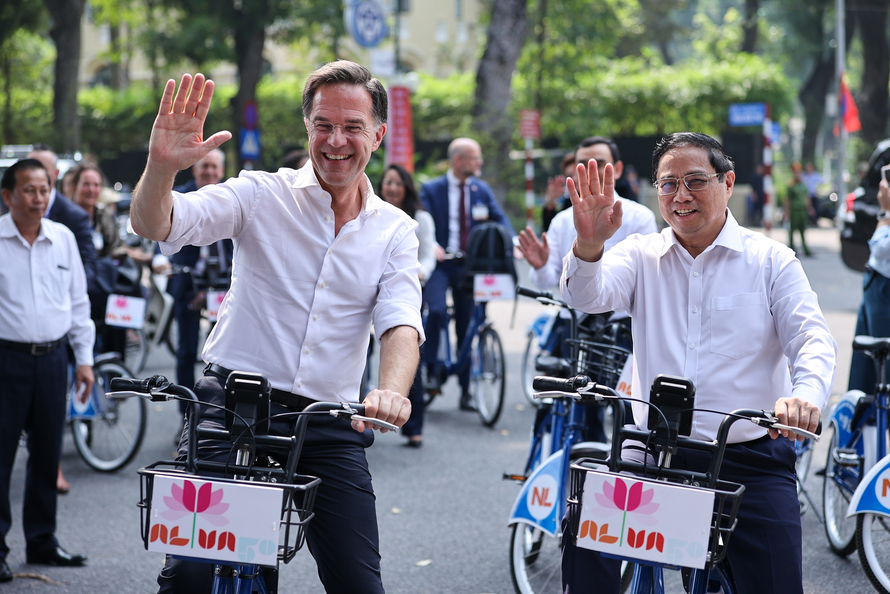 Thủ tướng Hà Lan kết thúc chuyến thăm chính thức Việt Nam