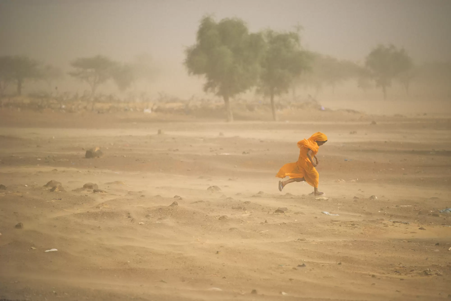 Liên Hợp Quốc cảnh báo nguy cơ bão cát cực đoan