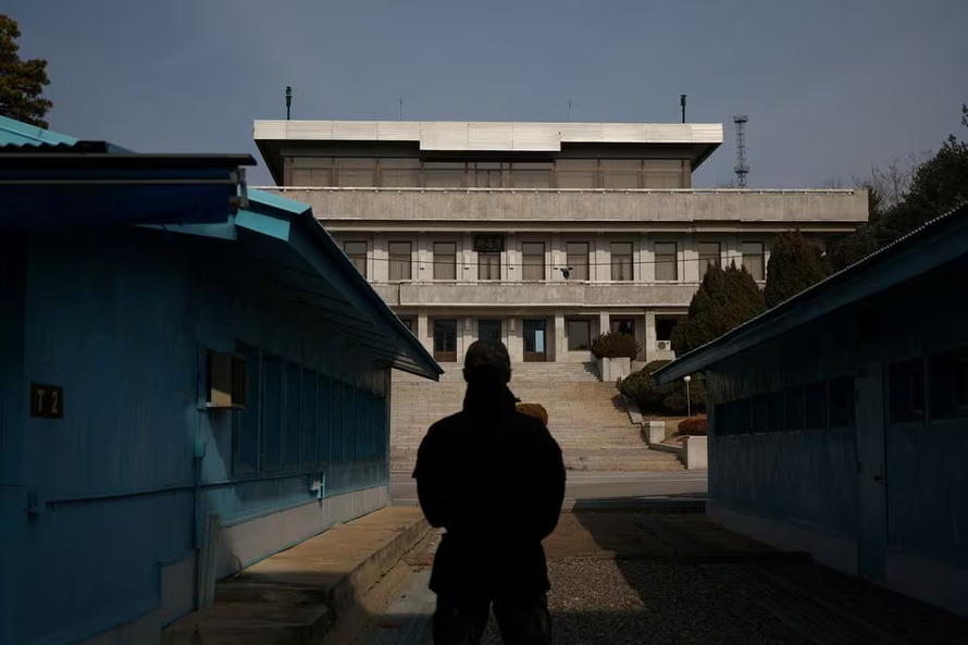 Triều Tiên cắt các kênh liên lạc với Hàn Quốc