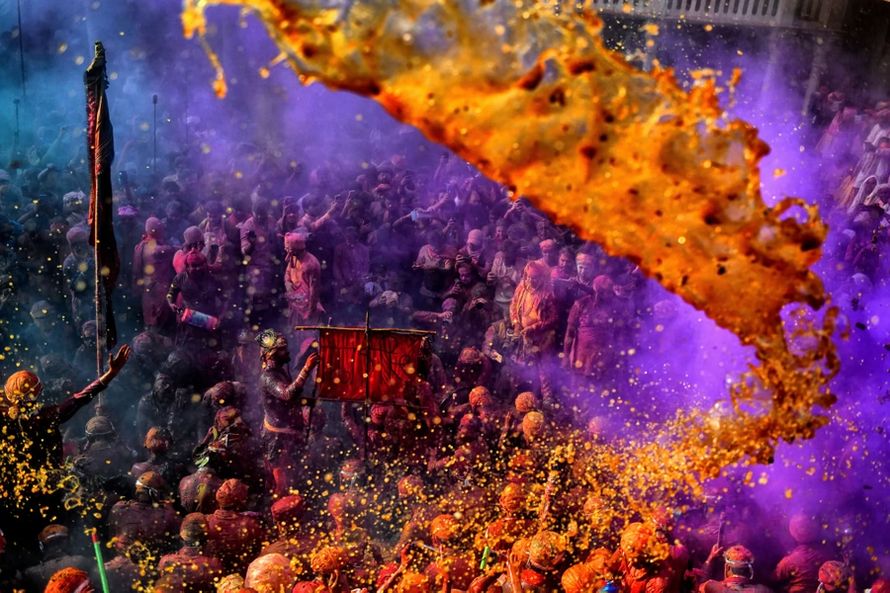  Ấn Độ rực rỡ trong dịp lễ hội sắc màu Holi