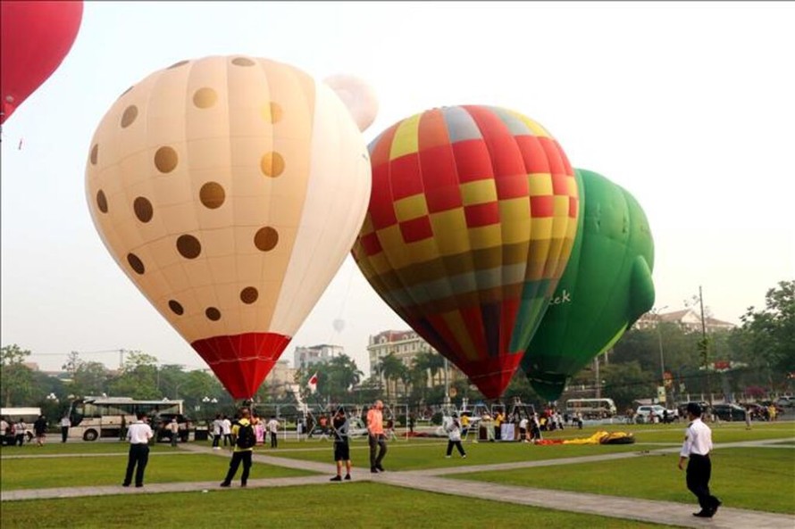 Trải nghiệm Lễ hội khinh khí cầu quốc tế Tuyên Quang