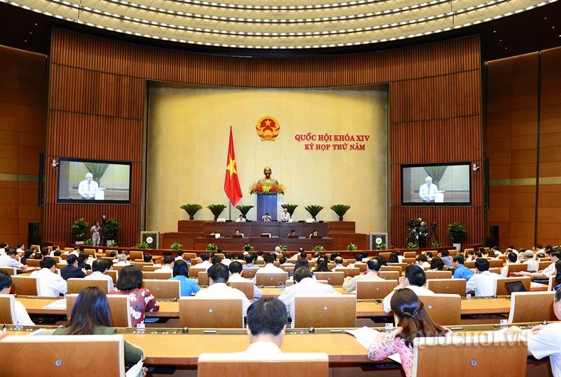 Phó Chủ tịch Quốc hội Uông Chu Lưu điều hành nội dung thảo luận (Ảnh: Quochoi.vn)