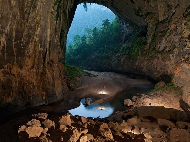  Khám phá vẻ đẹp tuyệt diệu của Sơn Đoòng - hang động lớn nhất thế giới