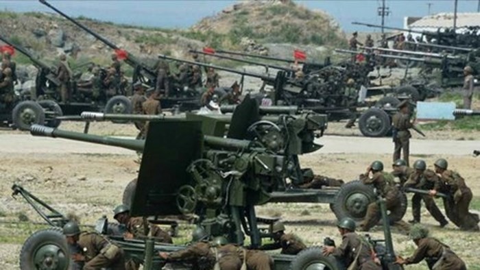 Hàn Quốc đề xuất Triều Tiên đưa pháo tầm xa ra khỏi biên giới