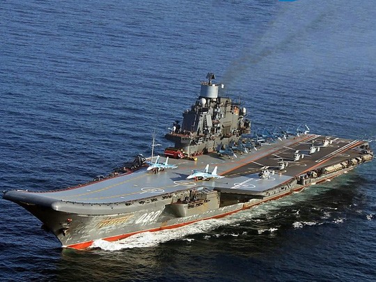 Tàu sân bay Đô đốc Kuznetsov của Nga. Ảnh: Reuters