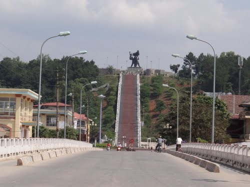 Tượng đài Chiến thắng Điện Biên Phủ